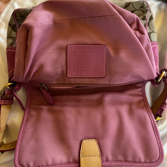 Coach Soho Pink Suede - Picture 13 of 15